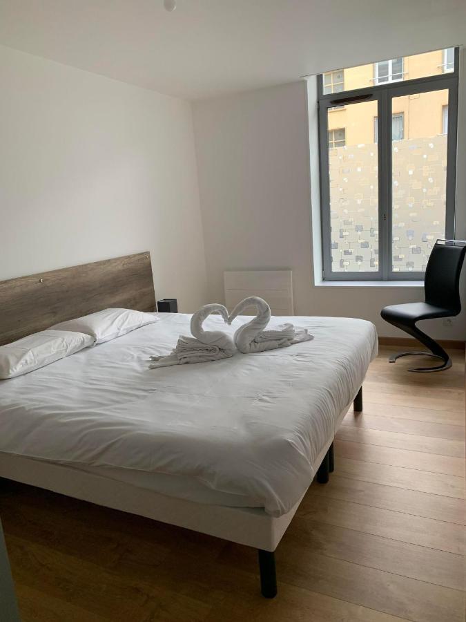 Comme Chez Soi Apartment Givet Exterior photo