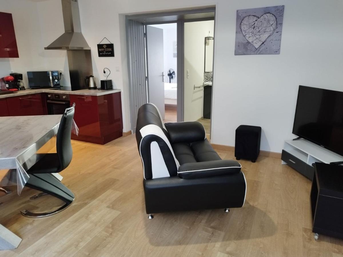 Comme Chez Soi Apartment Givet Room photo